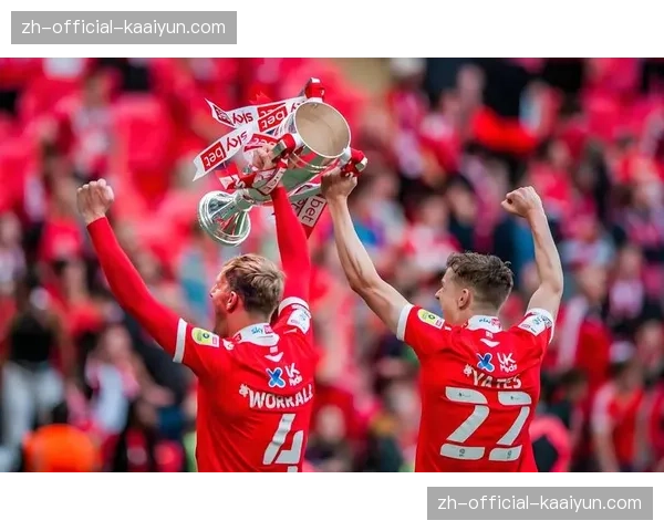 诺丁汉森林客场挑战热刺 森林队防守反击战术执行到位